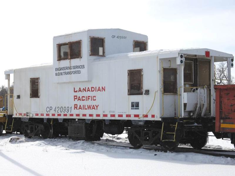 CP 420991 in Macdonald