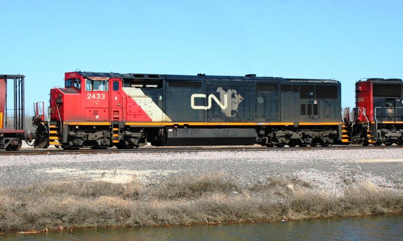 CN 2433 in Winnipeg, by Steve Vallis