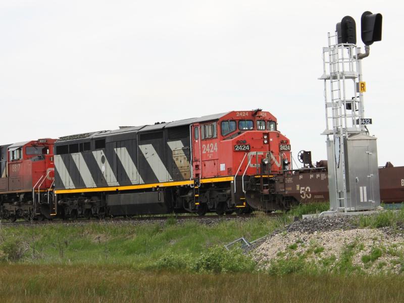 CN 2424 in Winnipeg