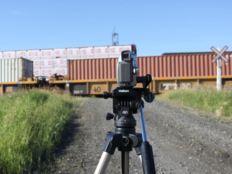 Tripod and trains