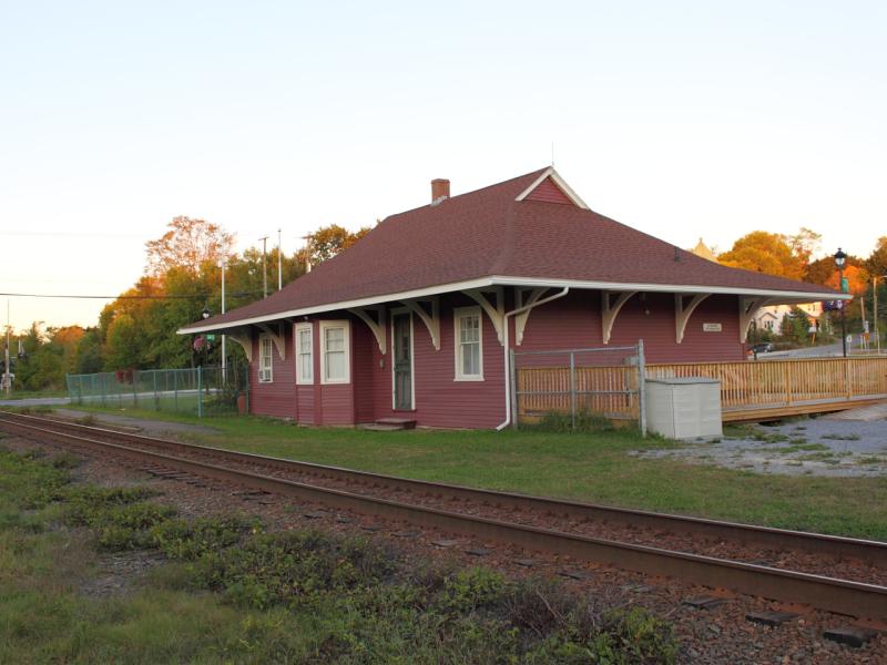 Hampton train station