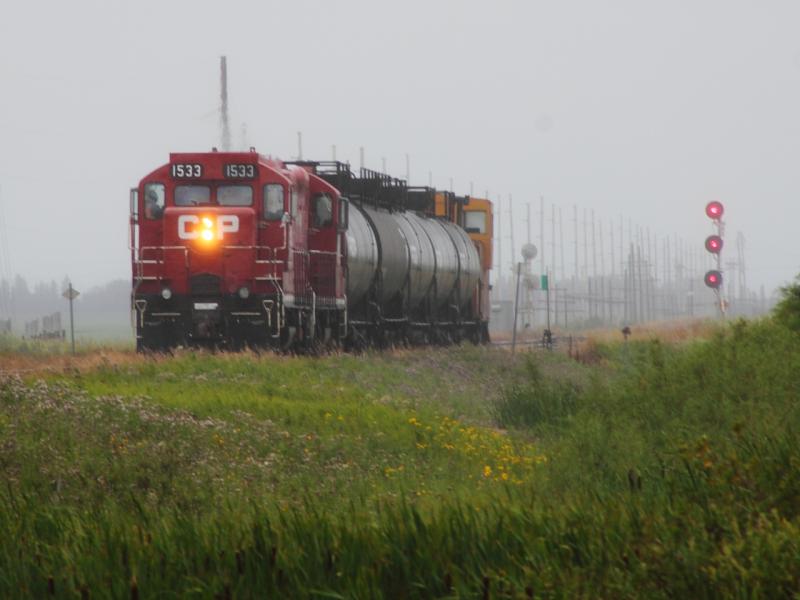 CP 1533 with train in Regina