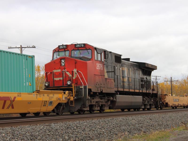 CN 2676 on train 101 in Winnipeg, Manitoba