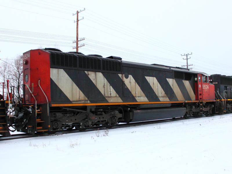 CN 5524 in Winnipeg