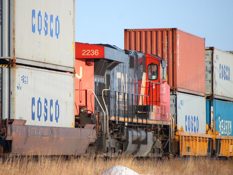 CN 2236 on train 199 in Winnipeg