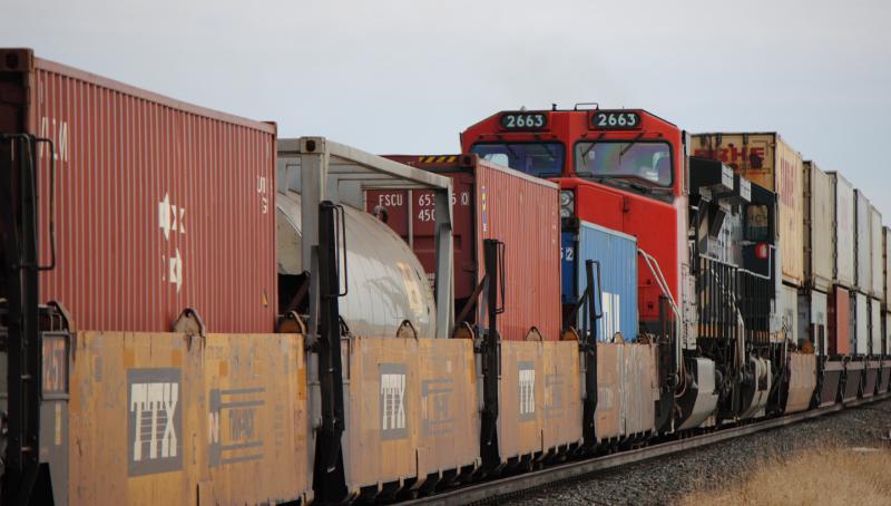 CN 2663 in Winnipeg