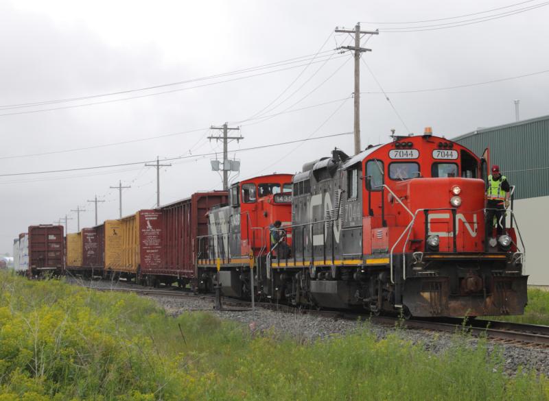 CN 7044 in Winnipeg