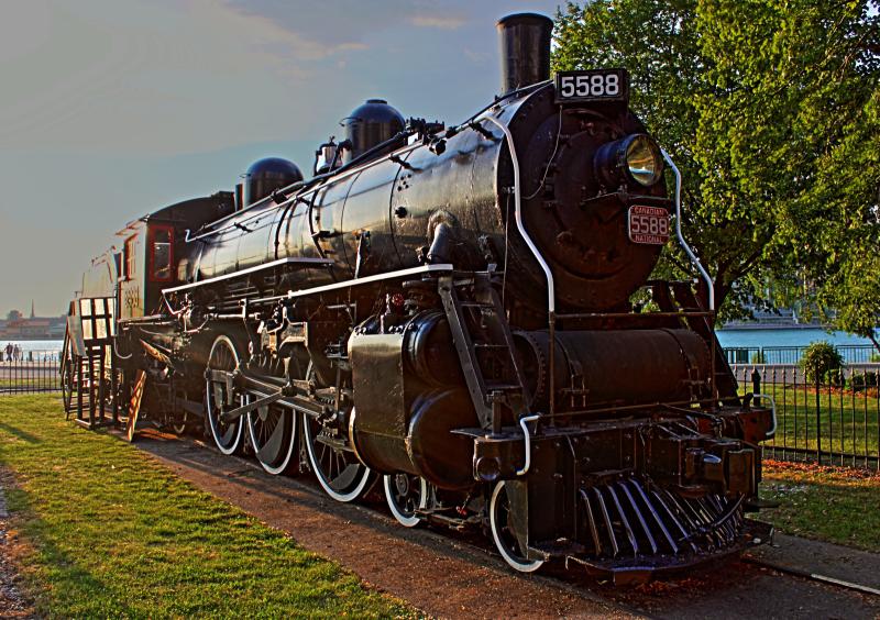 CN 5588 in Windsor Ontario