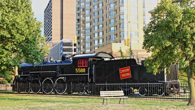 CN 5588 in Windsor Ontario