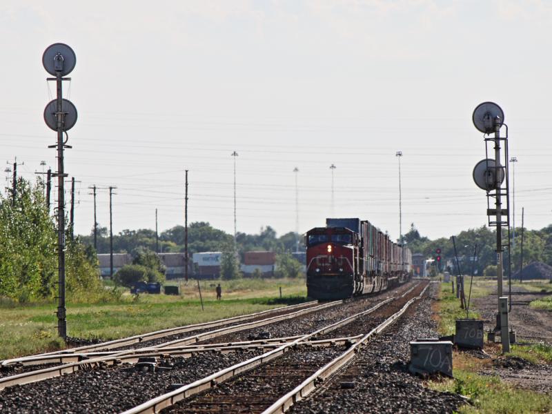 CN 2555 in Winnipeg