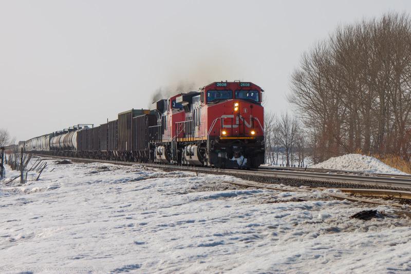 CN 2608 outside Winnipeg