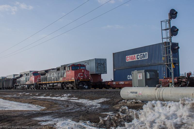 CN 2608 outside Winnipeg