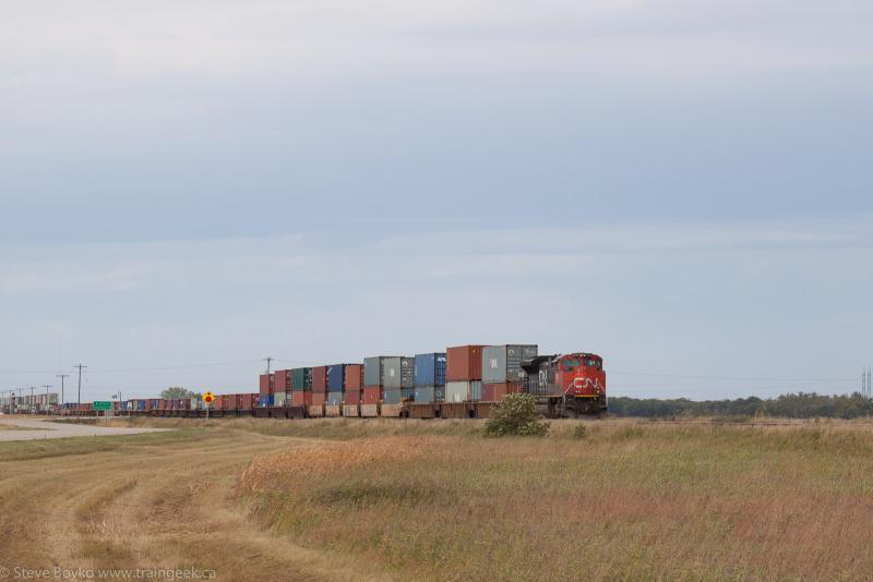 CN 8012 in Winnipeg