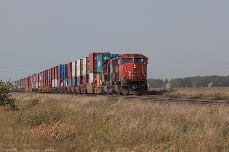 CN 5619 on CN 104