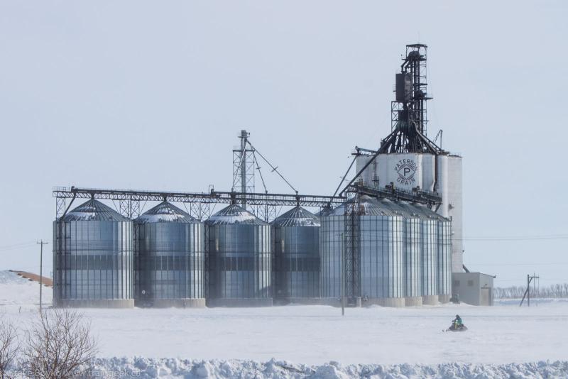 new Paterson grain elevator in Morris Manitoba