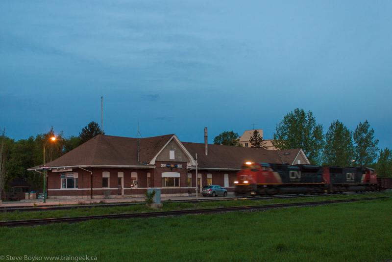 CN 8003 in Portage la Prairie