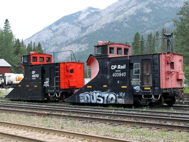 CP 400762 and 400840, Banff, AB